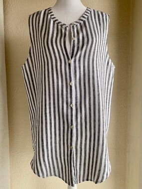 C & C California gray and white striped linen sleeveless button-down top Size L